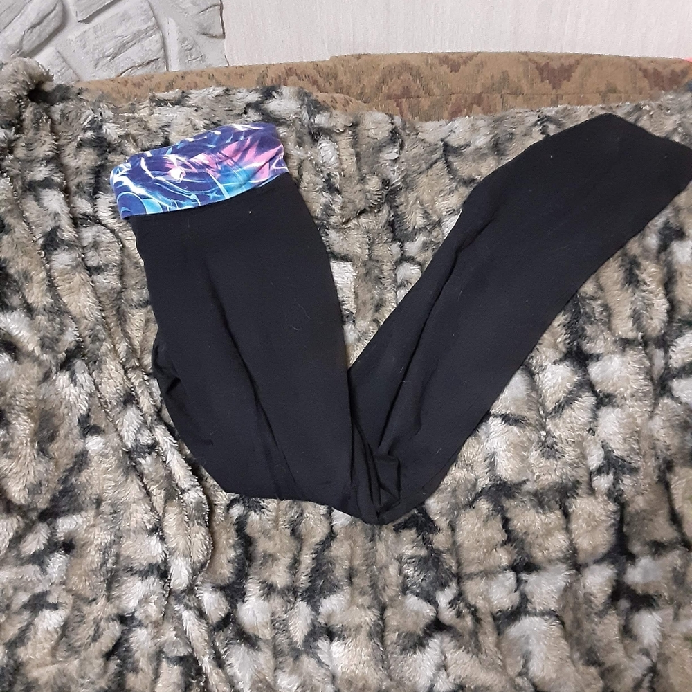 Womans yoga pants